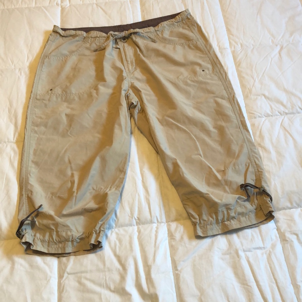 Columbia Ladies size L Crop Pants lightweight